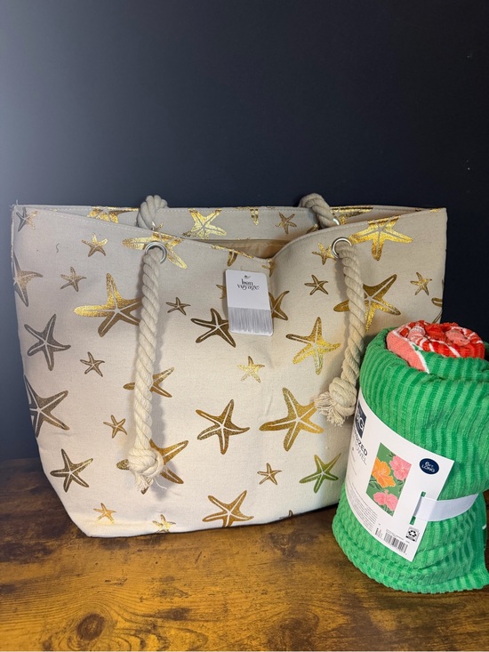 Bon Voyage Handbags - Star Fish Canvas Tote & Floral Beach Towel. NEW